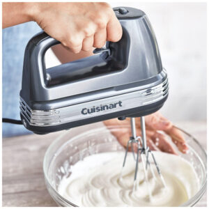 ECTQ4LVKEOG00B_1 jpg - Batedeira de Mão Cuisinart HM 70BSLT com 7 Velocidades, 110V 220W Cinza