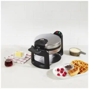 ECTQ6YRFWCK80B_5 jpg - Máquina de Waffle, assa dos 2 lados, 1000W, preto e prata, 110v, CUISINART, Prateado