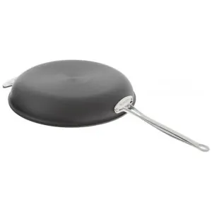 ECTQ8G5OL1000B_3 jpg - Frigideira Antiaderente em Aço Anodizado com Alça Extra, Cuisinart Chefs Classic