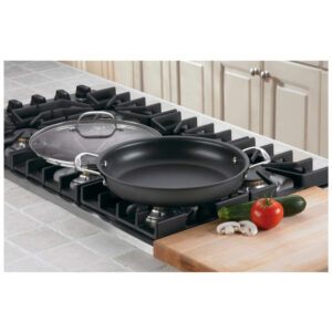 ECTQKMA4PE000B_3 jpg - Panela Antiaderente de 30 cm com Tampa de Vidro e 2 Alças, Ideal para Uso Diário na Cozinha, Cuisinart 625 30D