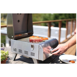 ECTQDBNLY6770B_2 jpg - Churrasqueira e Grill a Gás, Profissional de Cozinha, 110v, CUISINART CGG 608, Prateado